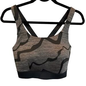 Crane Ladies Sports Bra Size Large 38B-C Cup Black and Gray
